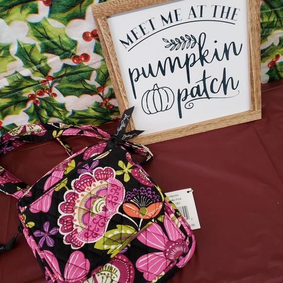 Vera Bradley Purse - Picture 1 of 4